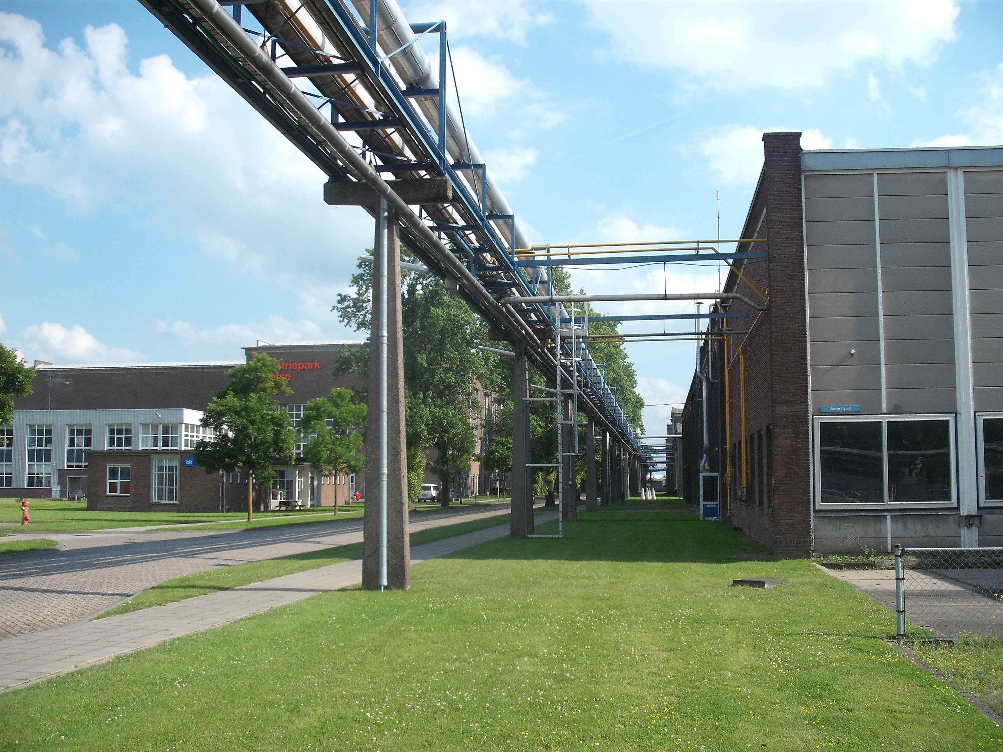 Het oude AkzoNobel-terrein op industrieterrein Kleefseward in Arnhem